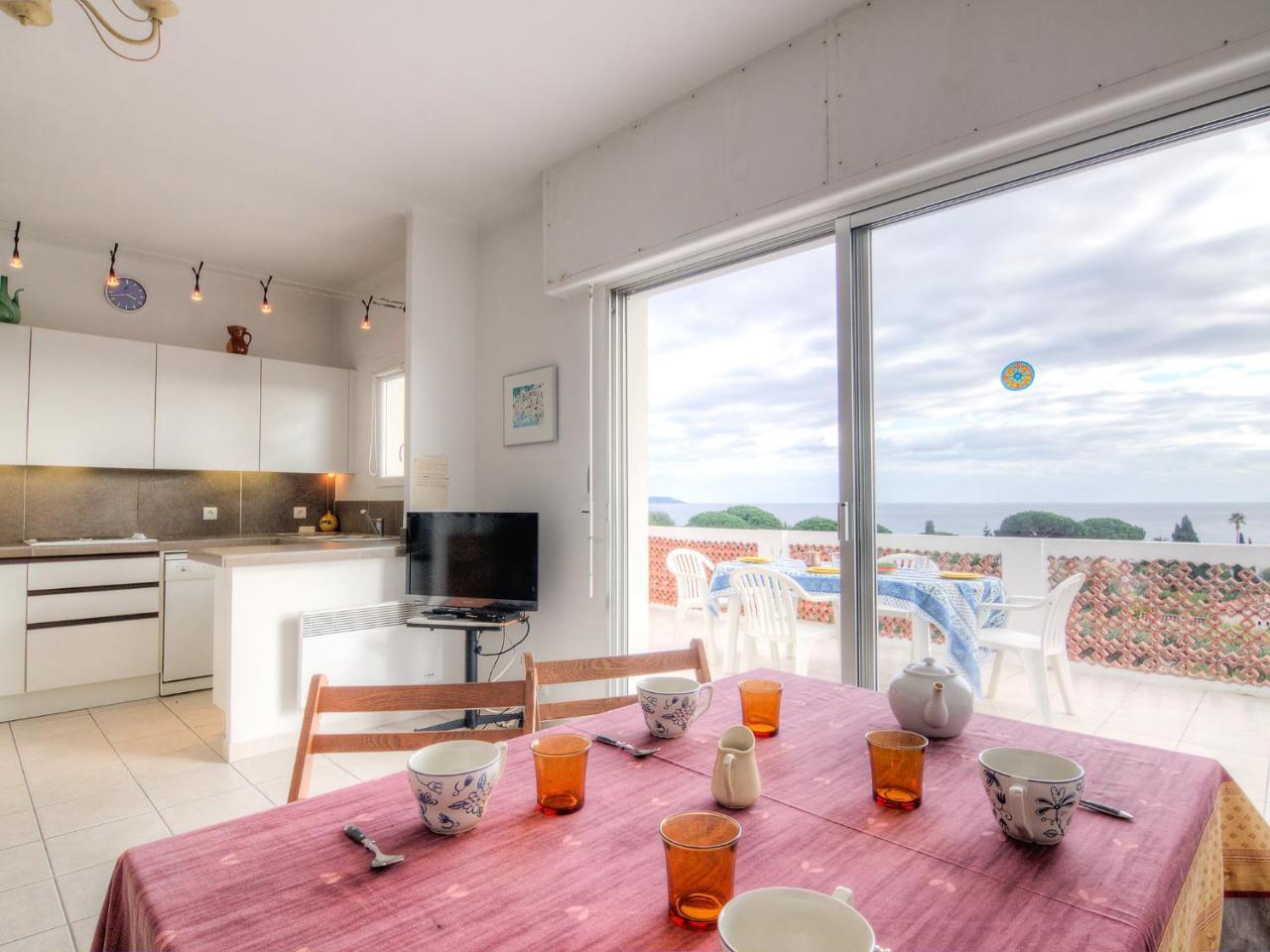 Apartment Riva Bella-3 By Interhome Cavalaire-sur-Mer Eksteriør bilde